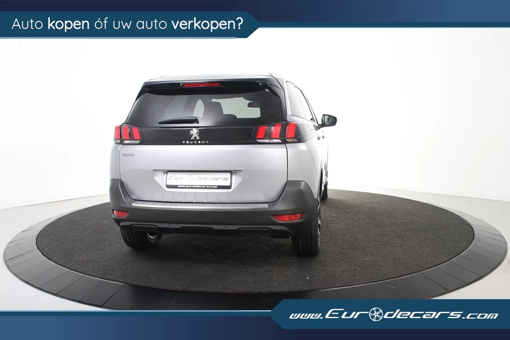 Hoofdafbeelding Peugeot 5008
