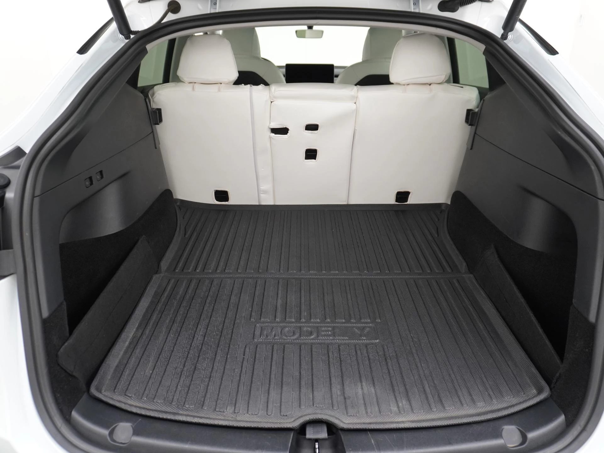 Hoofdafbeelding Tesla Model Y