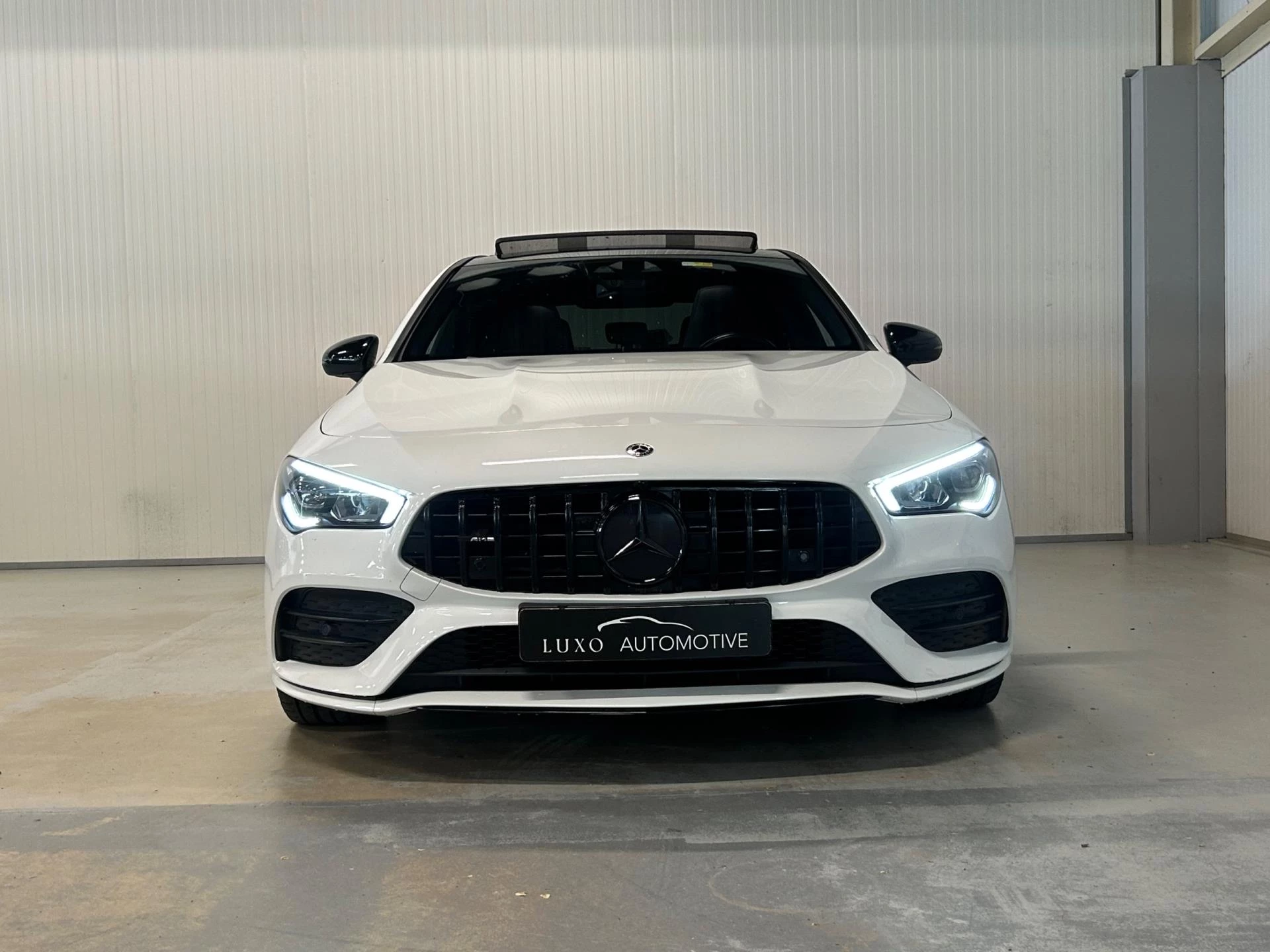 Hoofdafbeelding Mercedes-Benz CLA