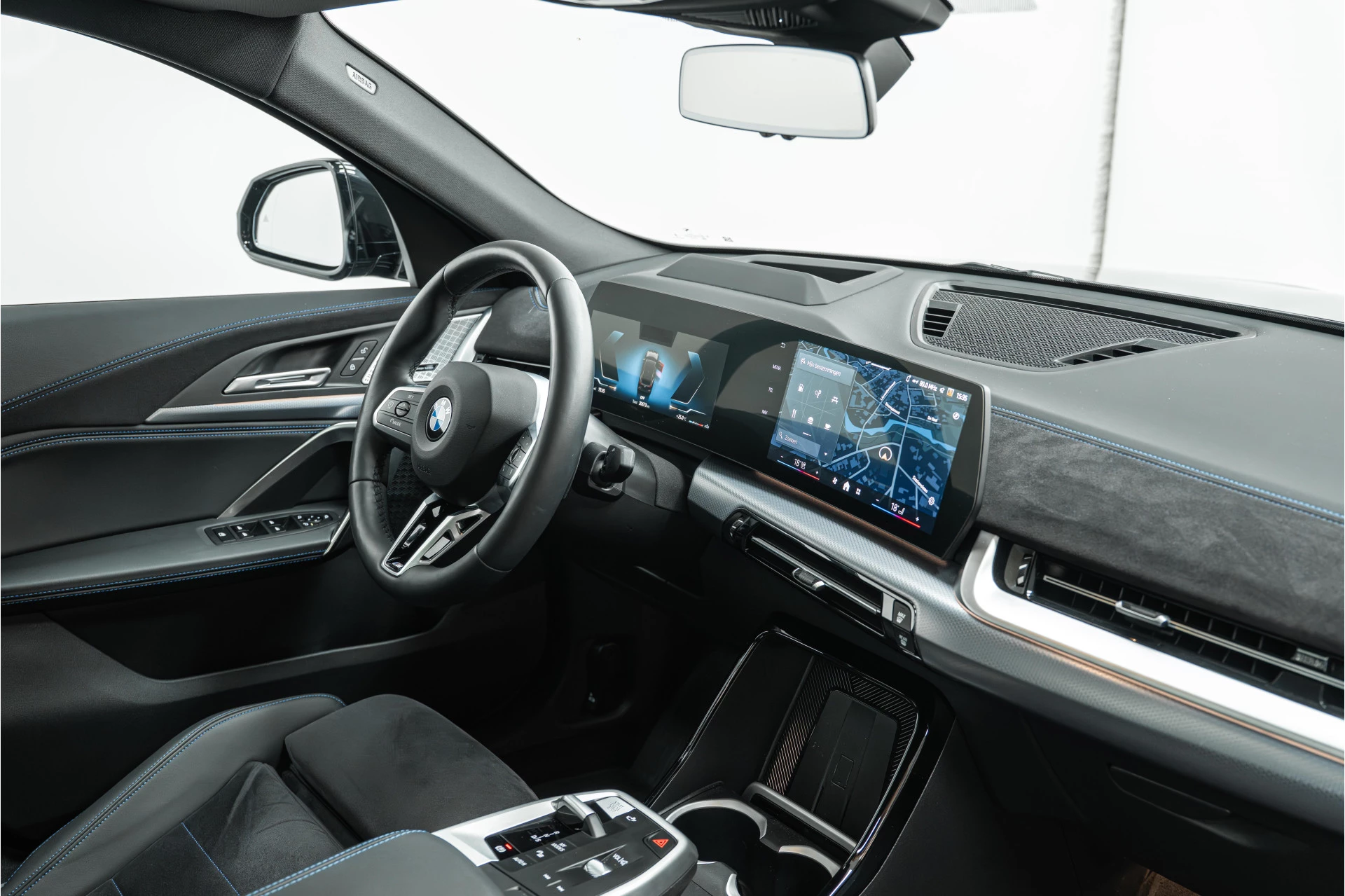 Hoofdafbeelding BMW X2