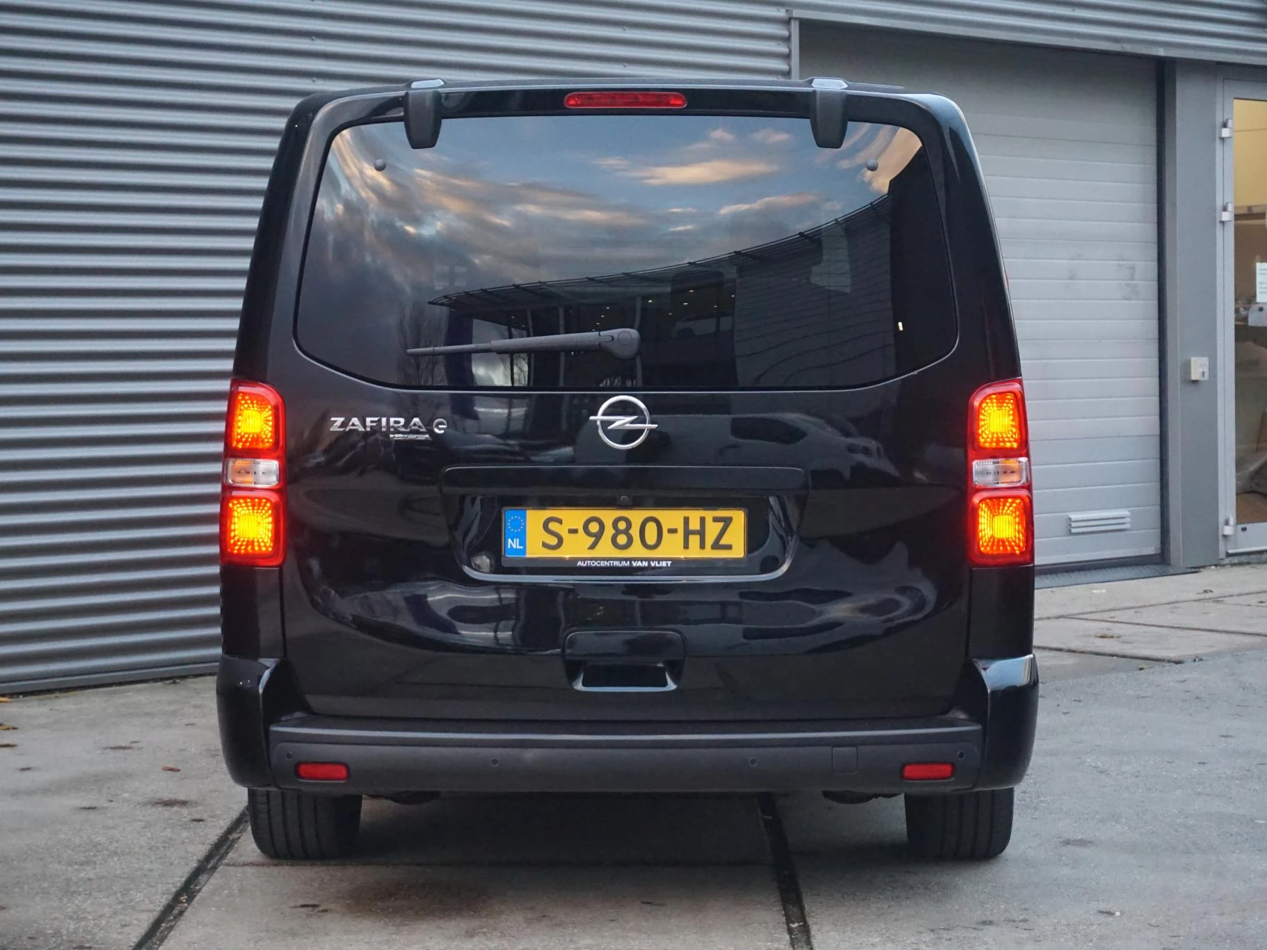 Hoofdafbeelding Opel Zafira e-Life