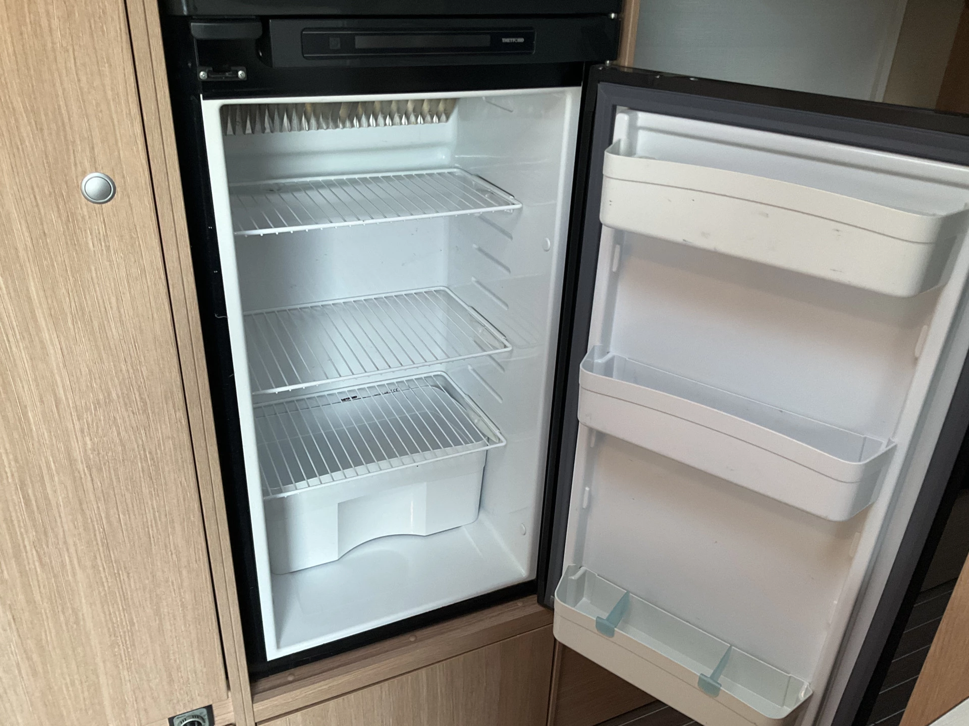 Hoofdafbeelding Carado T 59 2.3 131pk Airco Cruise Trekhaak Fietsendrager 2-Persoons Sunlight Carado