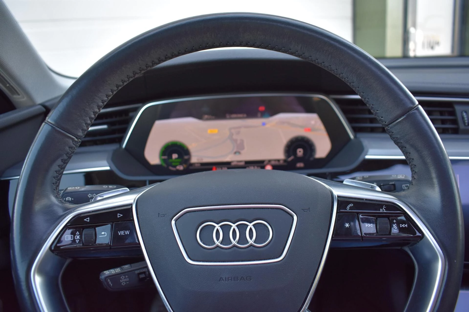Hoofdafbeelding Audi e-tron