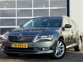 Škoda Superb Combi 1.4 TSI ACT Ambition Business 150pk | Apple Carplay/Android Auto | Achteruitrijcamera | Bi-xenon koplampen | Elektrisch glazen panorama-dak | Navigatiesysteem full map | Voorstoelen verwarmd | Zeer ruime auto!