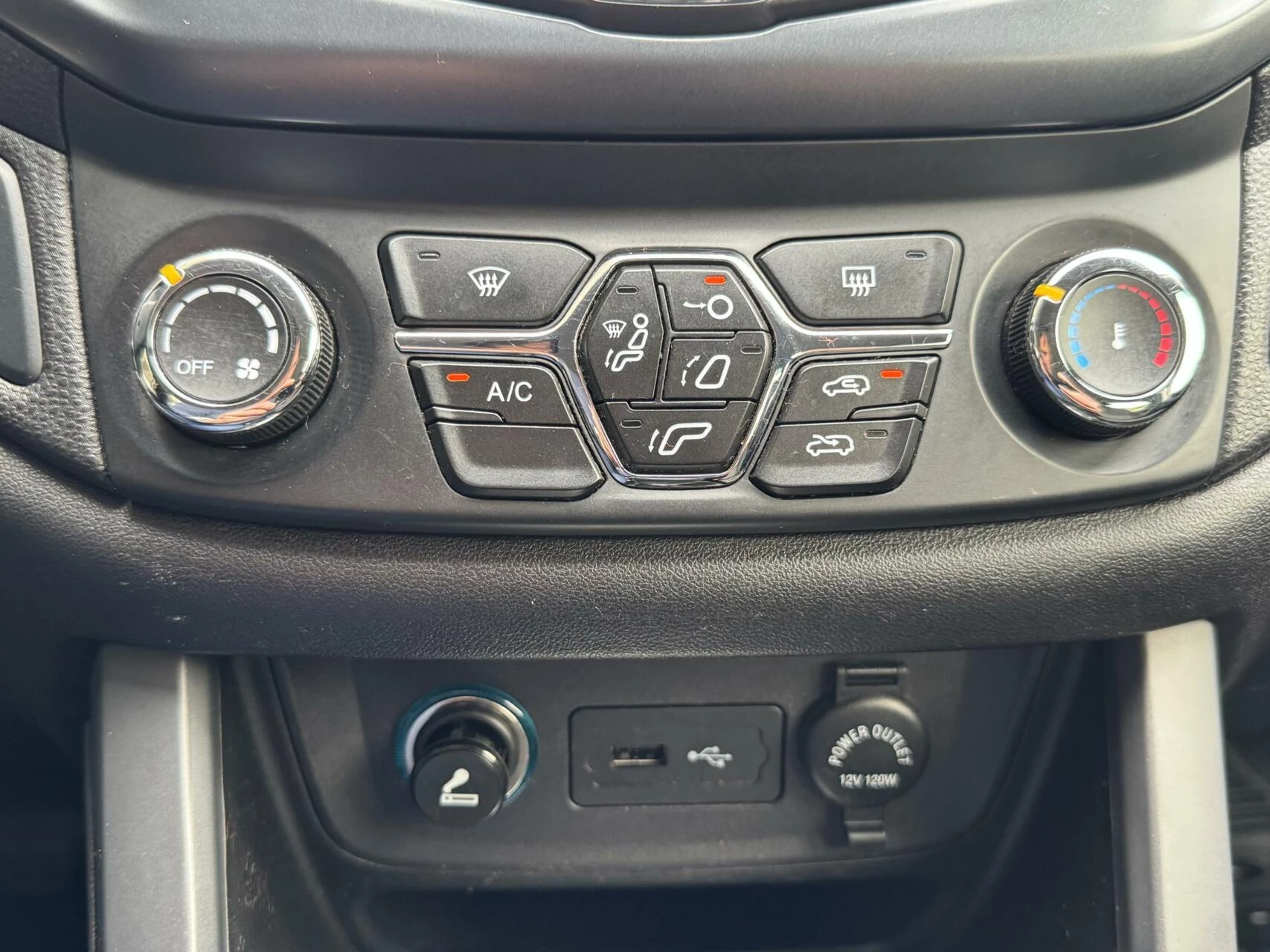 Hoofdafbeelding Chery Tiggo 5