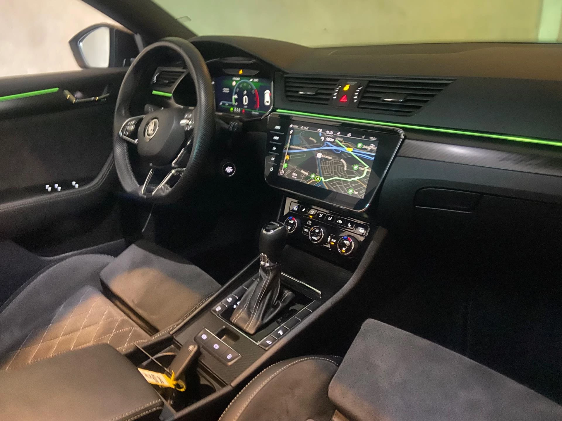 Hoofdafbeelding Škoda Superb