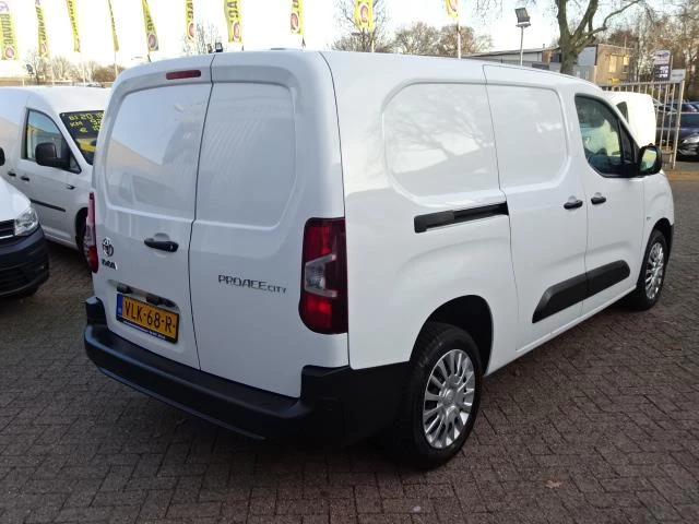 Hoofdafbeelding Toyota ProAce