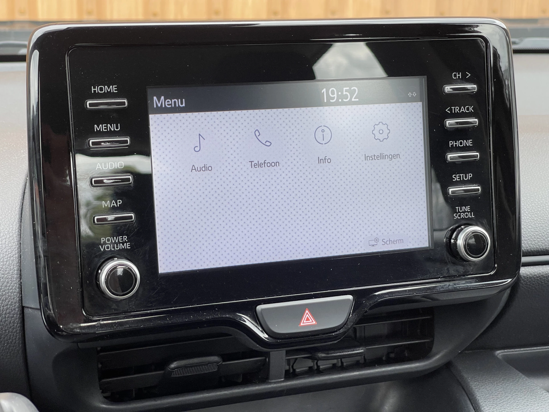Hoofdafbeelding Mazda 2 Hybrid