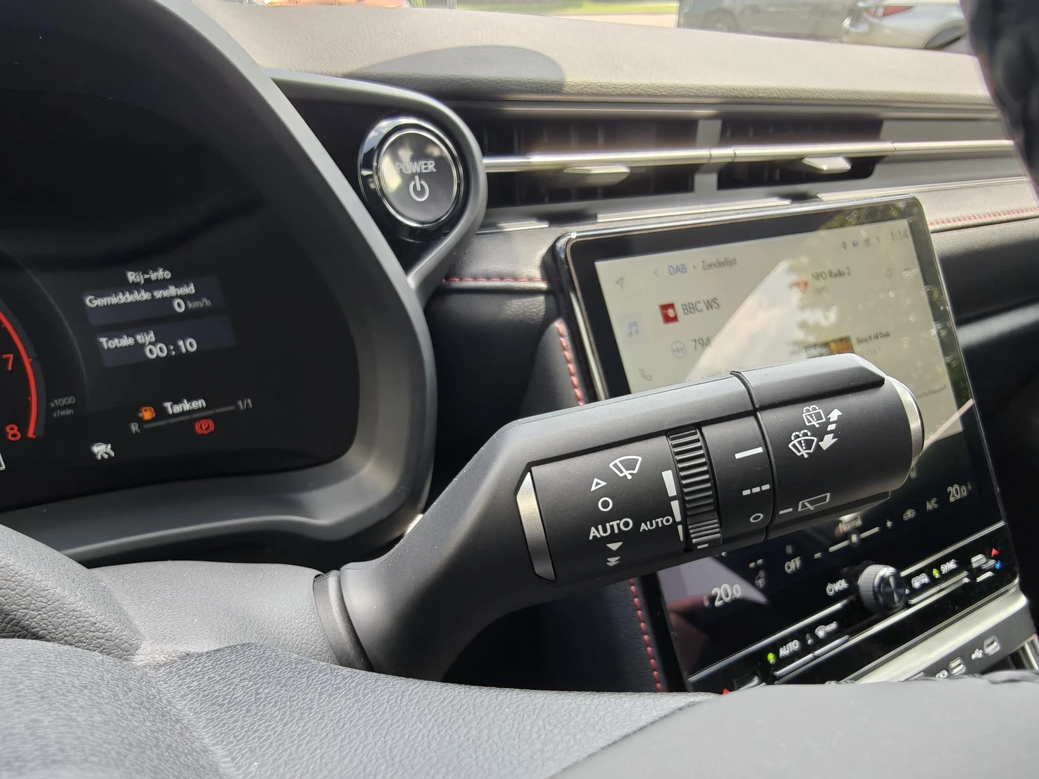 Hoofdafbeelding Lexus LBX