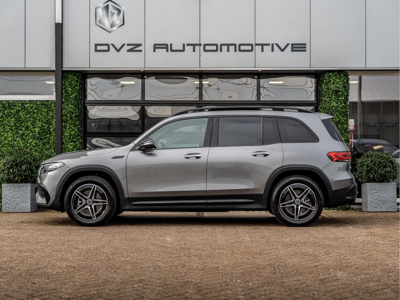 Hoofdafbeelding Mercedes-Benz EQB