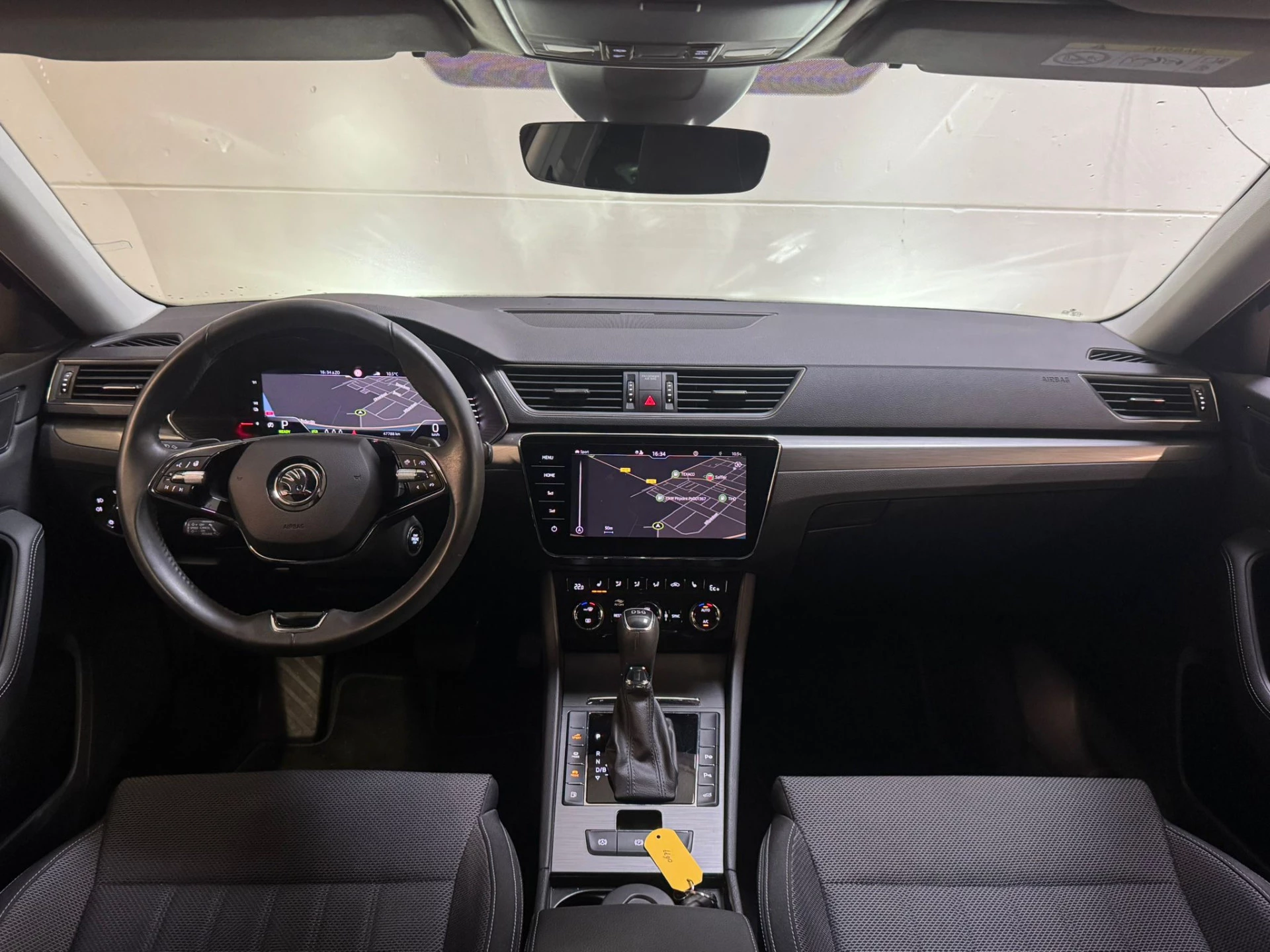 Hoofdafbeelding Škoda Superb