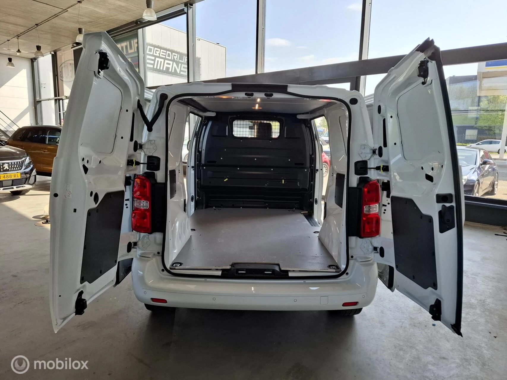 Hoofdafbeelding Peugeot Expert