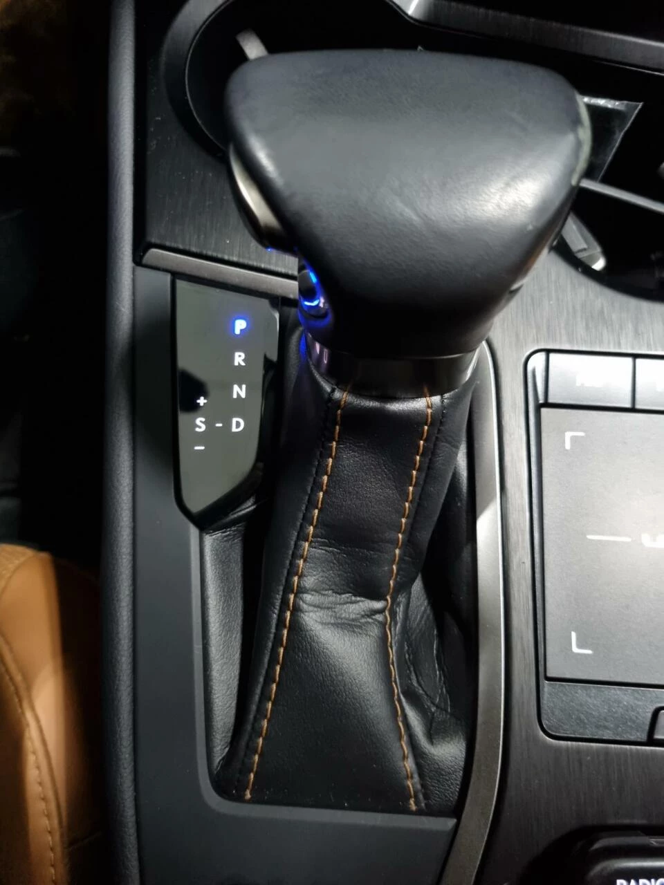 Hoofdafbeelding Lexus UX