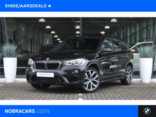 BMW X1 xDrive25i High Executive Sport Line Automaat / Sportstoelen / Achteruitrijcamera / Head-Up / Active Cruise Control  / Comfort Access / Stuurverwarming/ Trekhaak