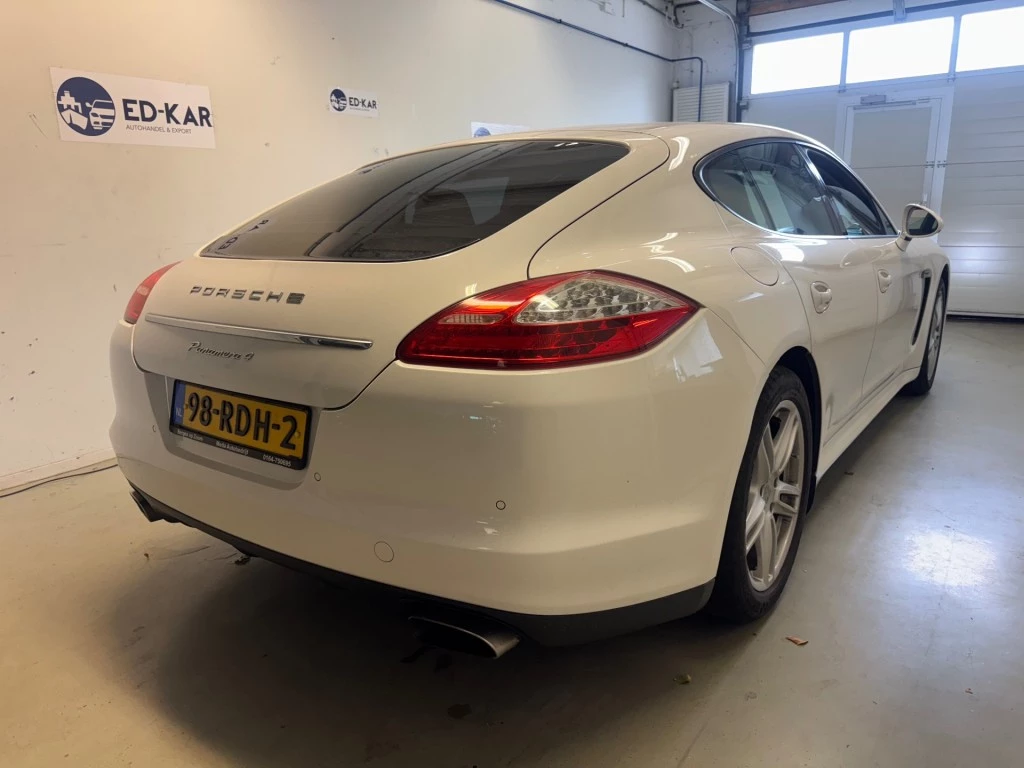 Hoofdafbeelding Porsche Panamera