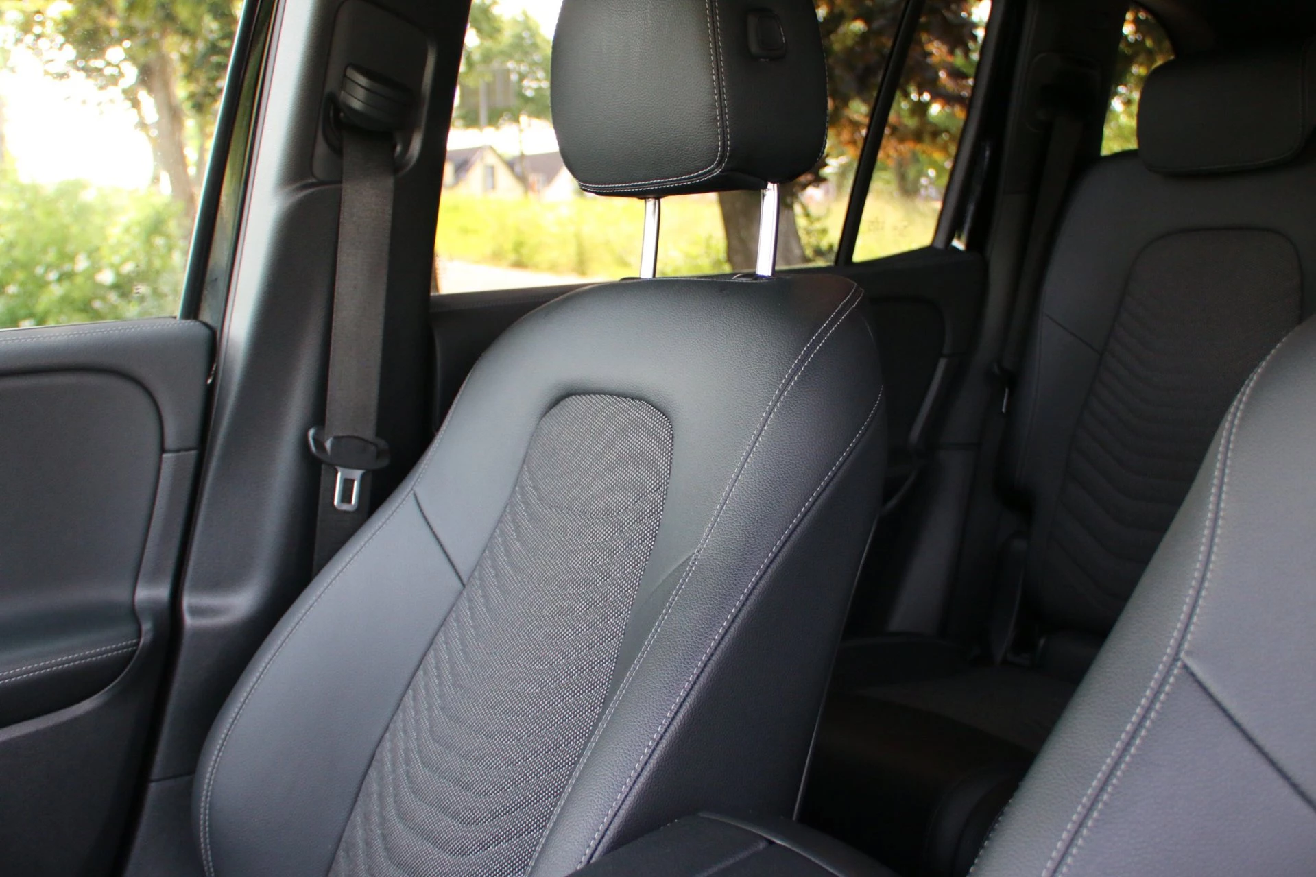 Hoofdafbeelding Mercedes-Benz EQB