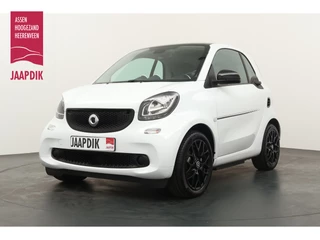 Hoofdafbeelding smart Fortwo smart Fortwo BWJ 2020 EQ Essential 82 PK 18 kWh AUTOMAAT / NAVI / AIRCO / CRUISE / STOELVERW. / PANORAMADAK / BLUETOOTH / LEDER / LMV