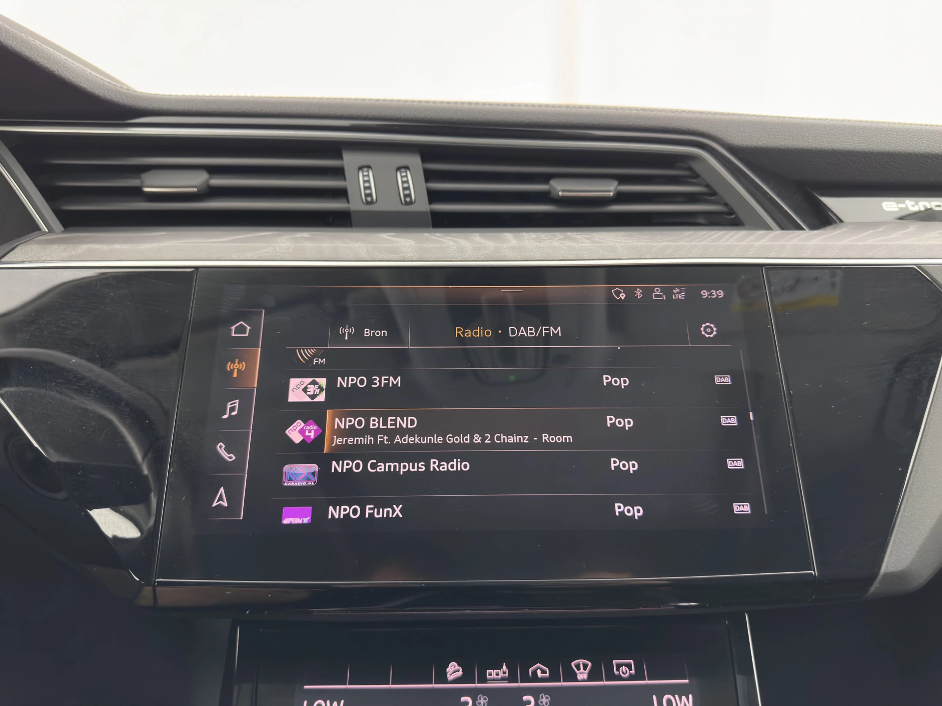 Hoofdafbeelding Audi e-tron