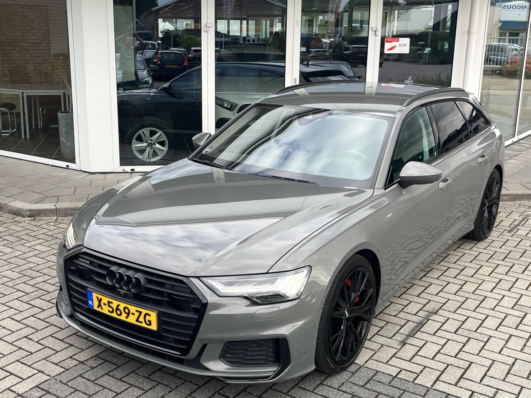 Hoofdafbeelding Audi A6