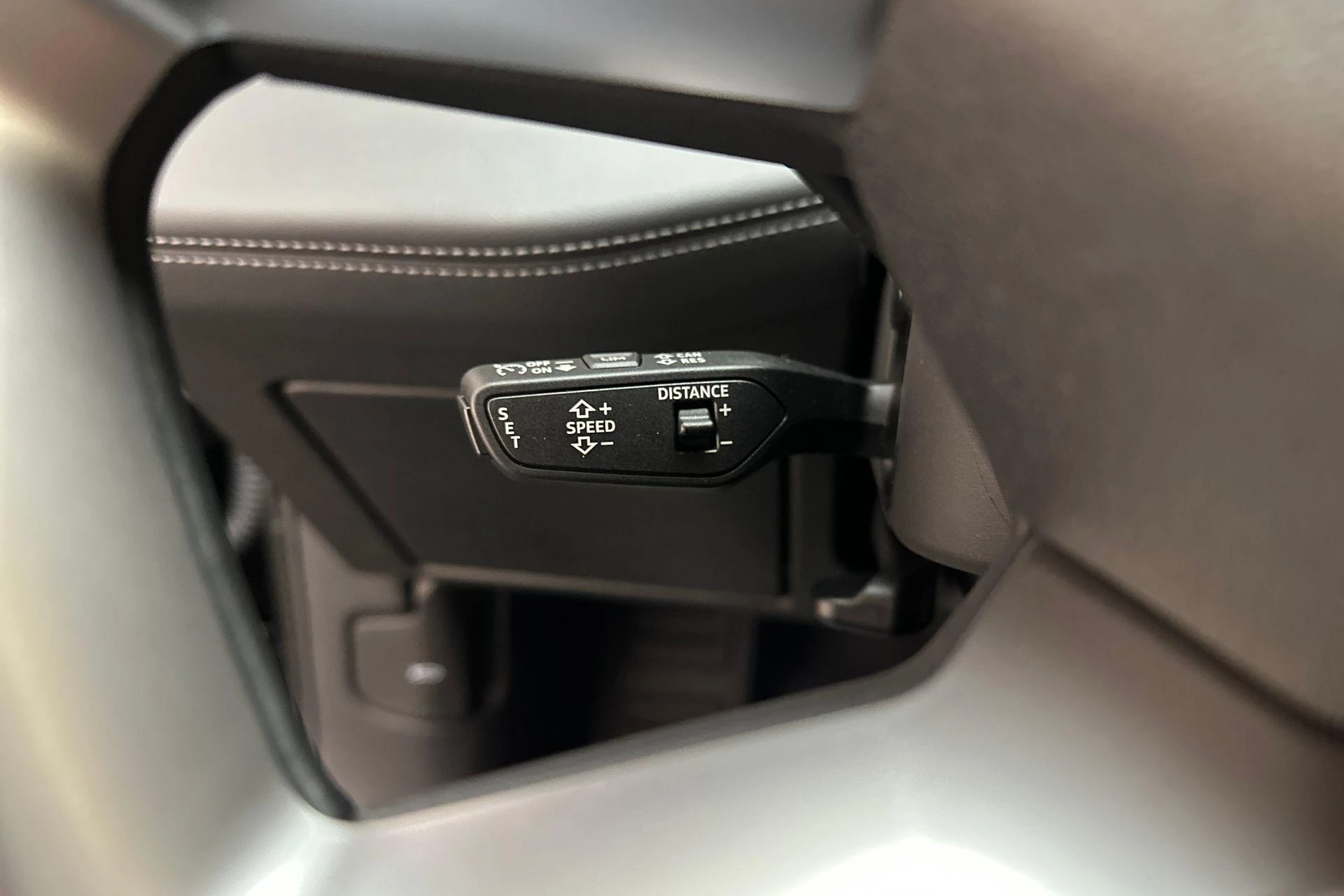 Hoofdafbeelding Audi A6 Avant e-tron