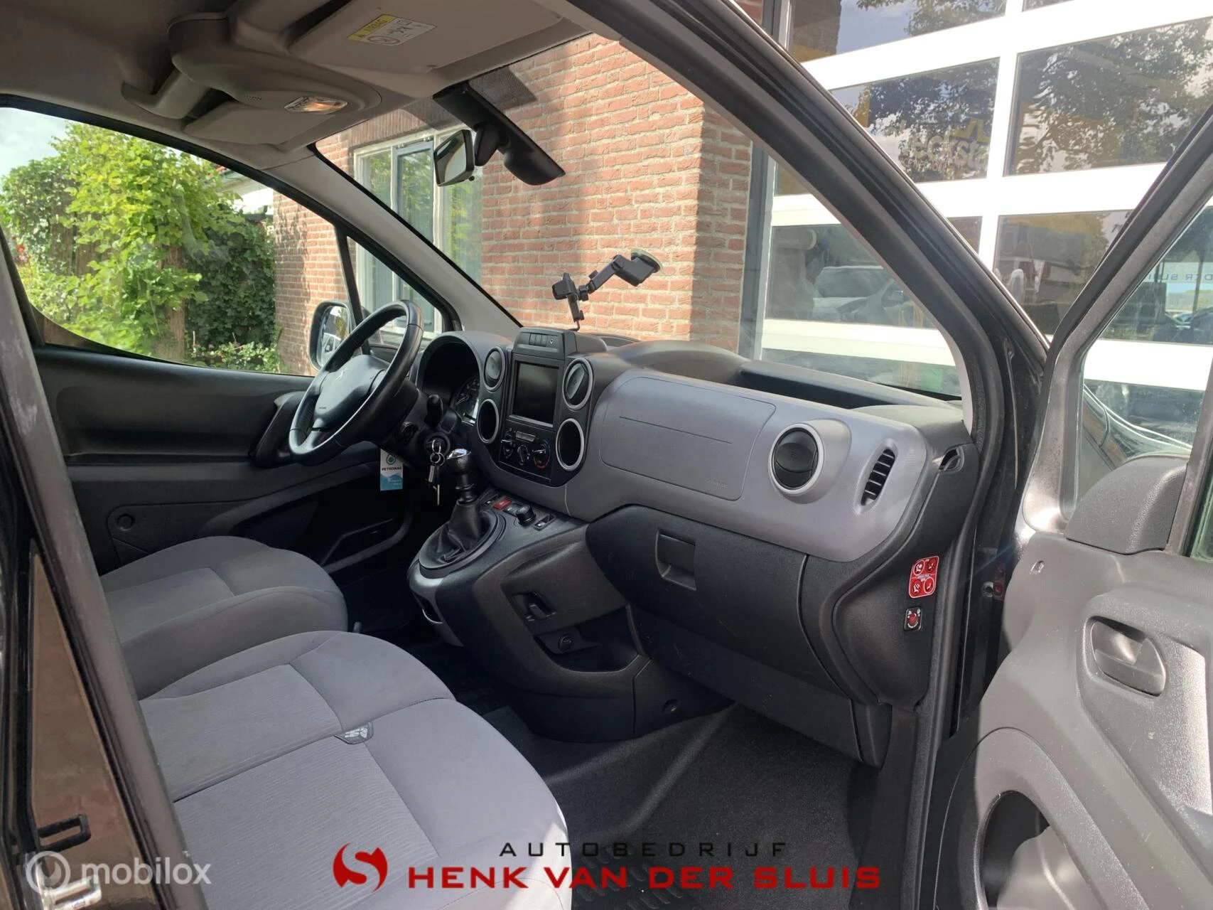 Hoofdafbeelding Peugeot Partner