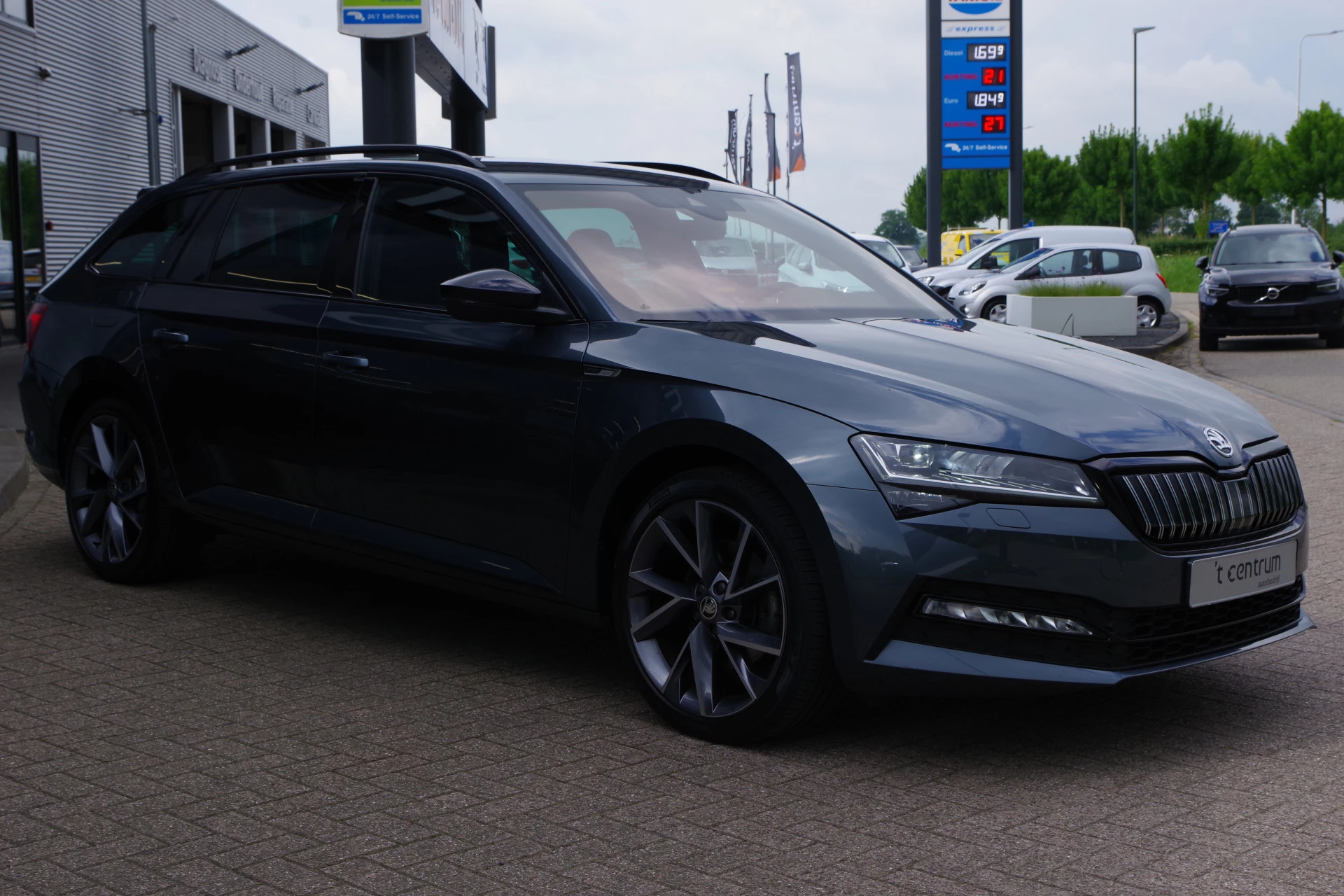 Hoofdafbeelding Škoda Superb