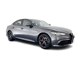 Alfa Romeo Giulia 2.0 T Q4 AWD Veloce-Sport-Pack Aut. *LUXURY-LEATHER | BI-XENON | MEMORY-PACK | HARMAN/KARDON-AUDIO  | CAMERA | KEYLESS | DAB+ | NAVI-FULLMAP | SHIFTPADDLES | HEATED-SPORTSEATS | PRIVACY-GLASS | CRUISE | 19''ALU*