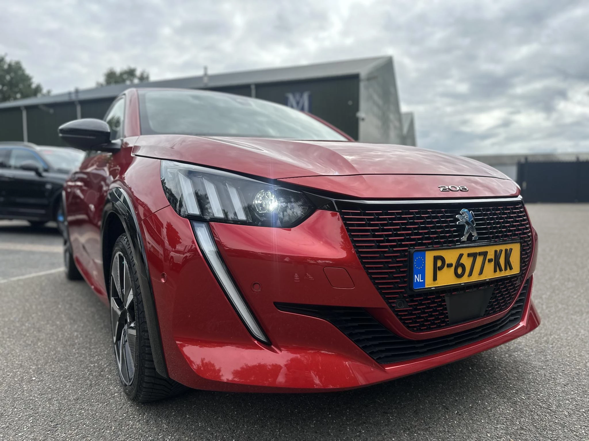Hoofdafbeelding Peugeot e-208