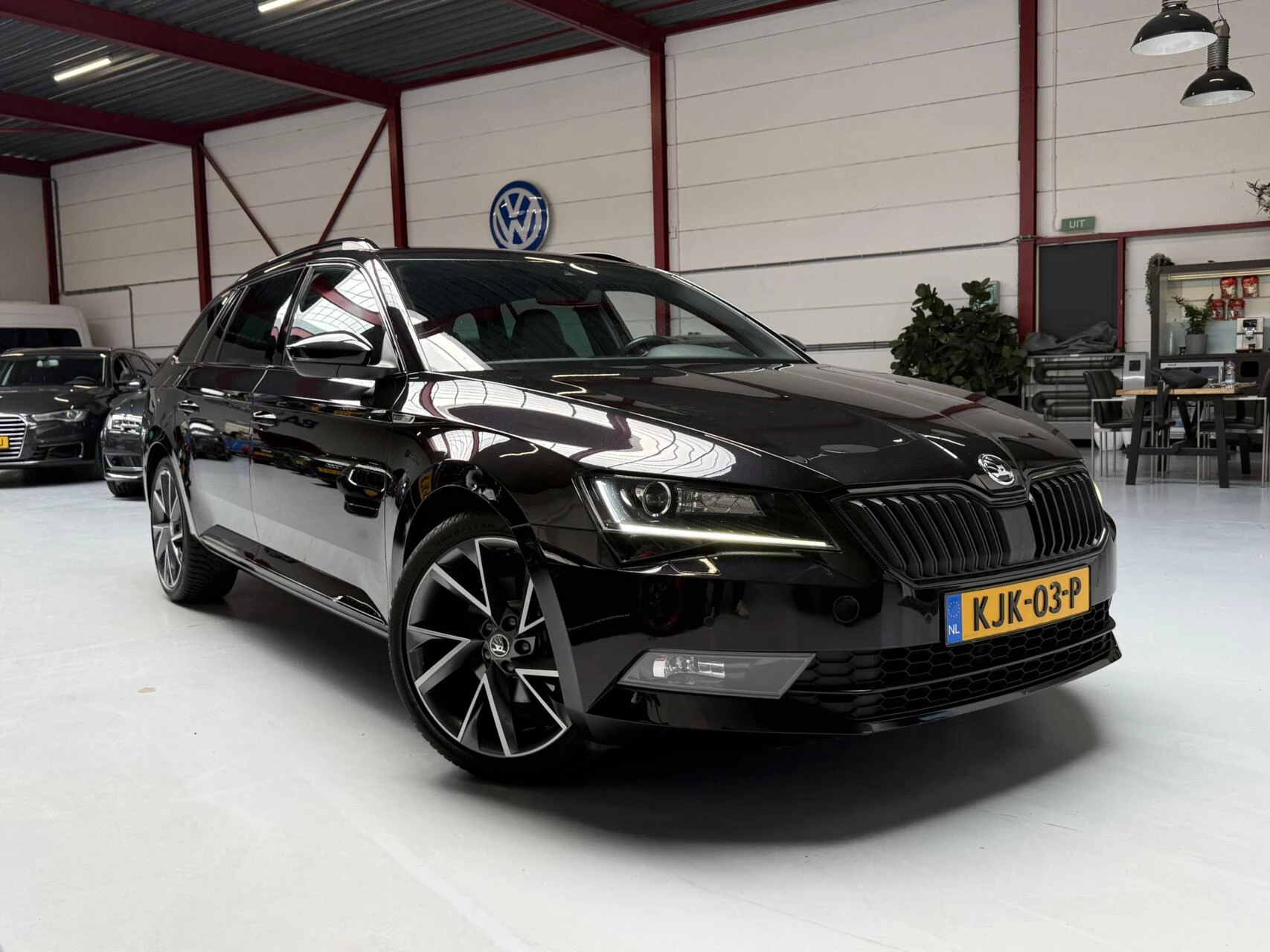 Hoofdafbeelding Škoda Superb