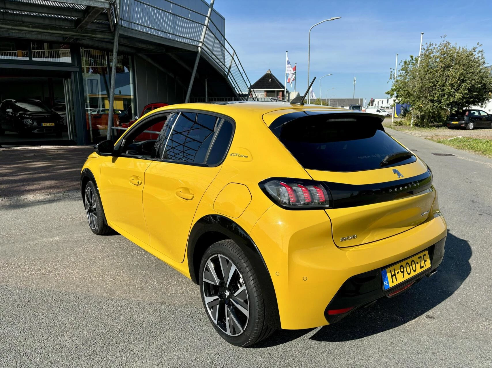 Hoofdafbeelding Peugeot 208