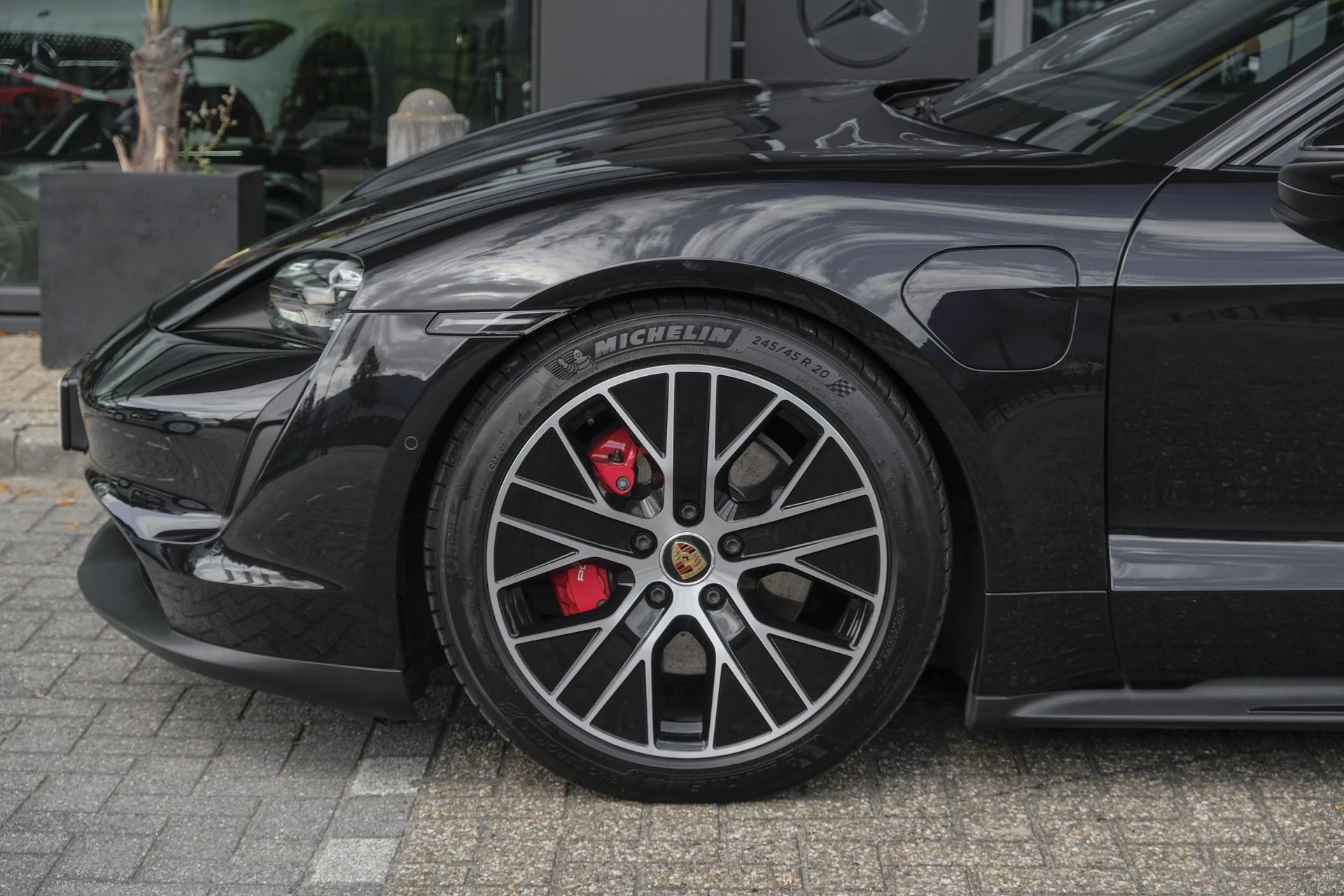 Hoofdafbeelding Porsche Taycan