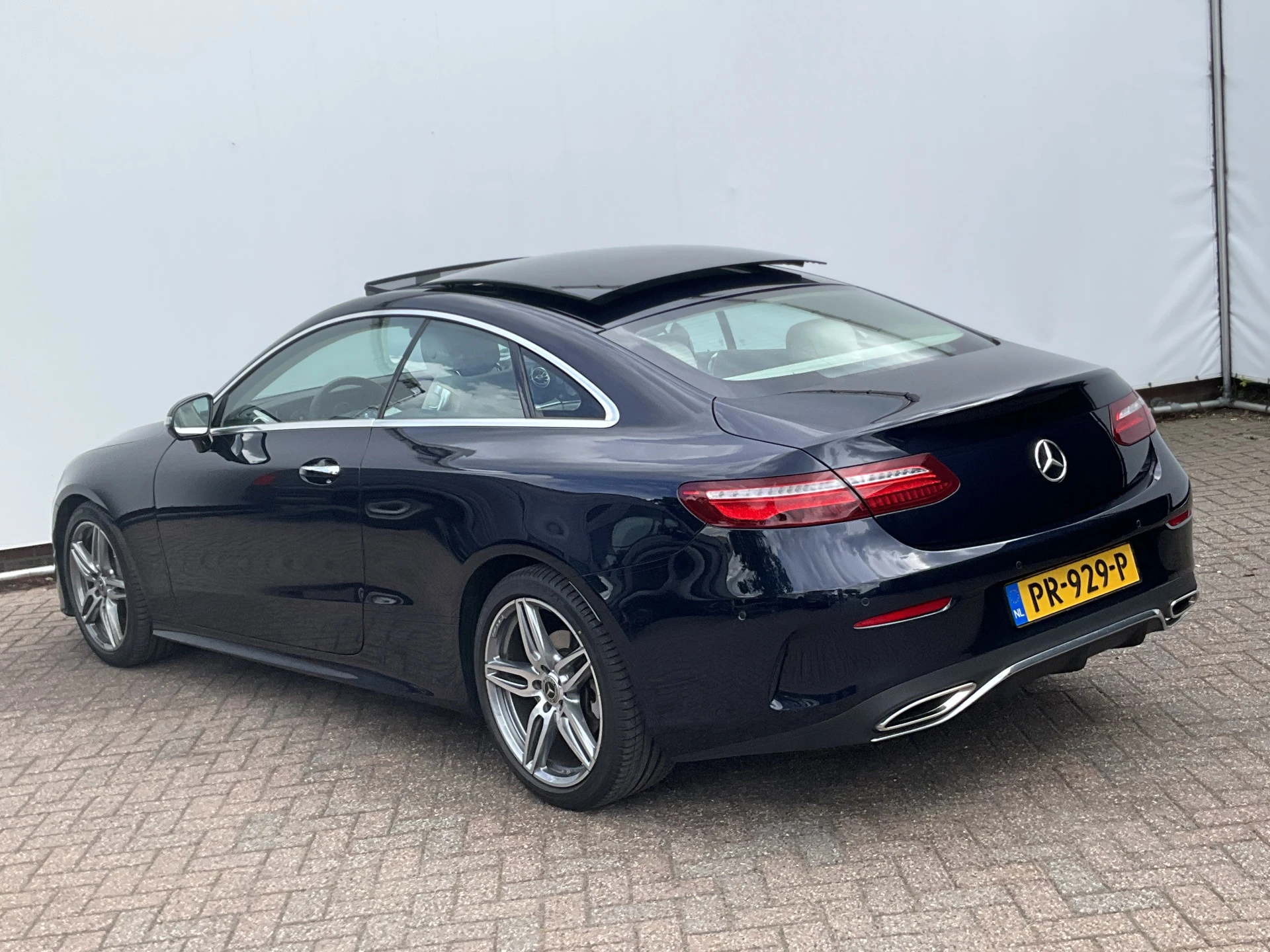 Hoofdafbeelding Mercedes-Benz E-Klasse