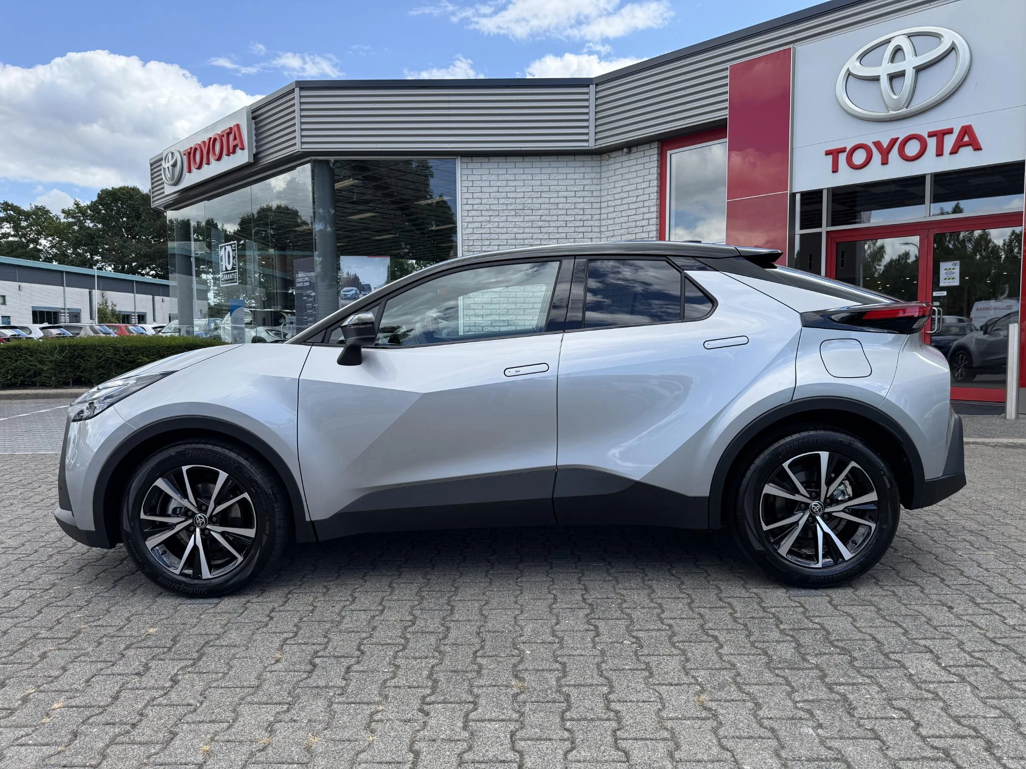 Hoofdafbeelding Toyota C-HR
