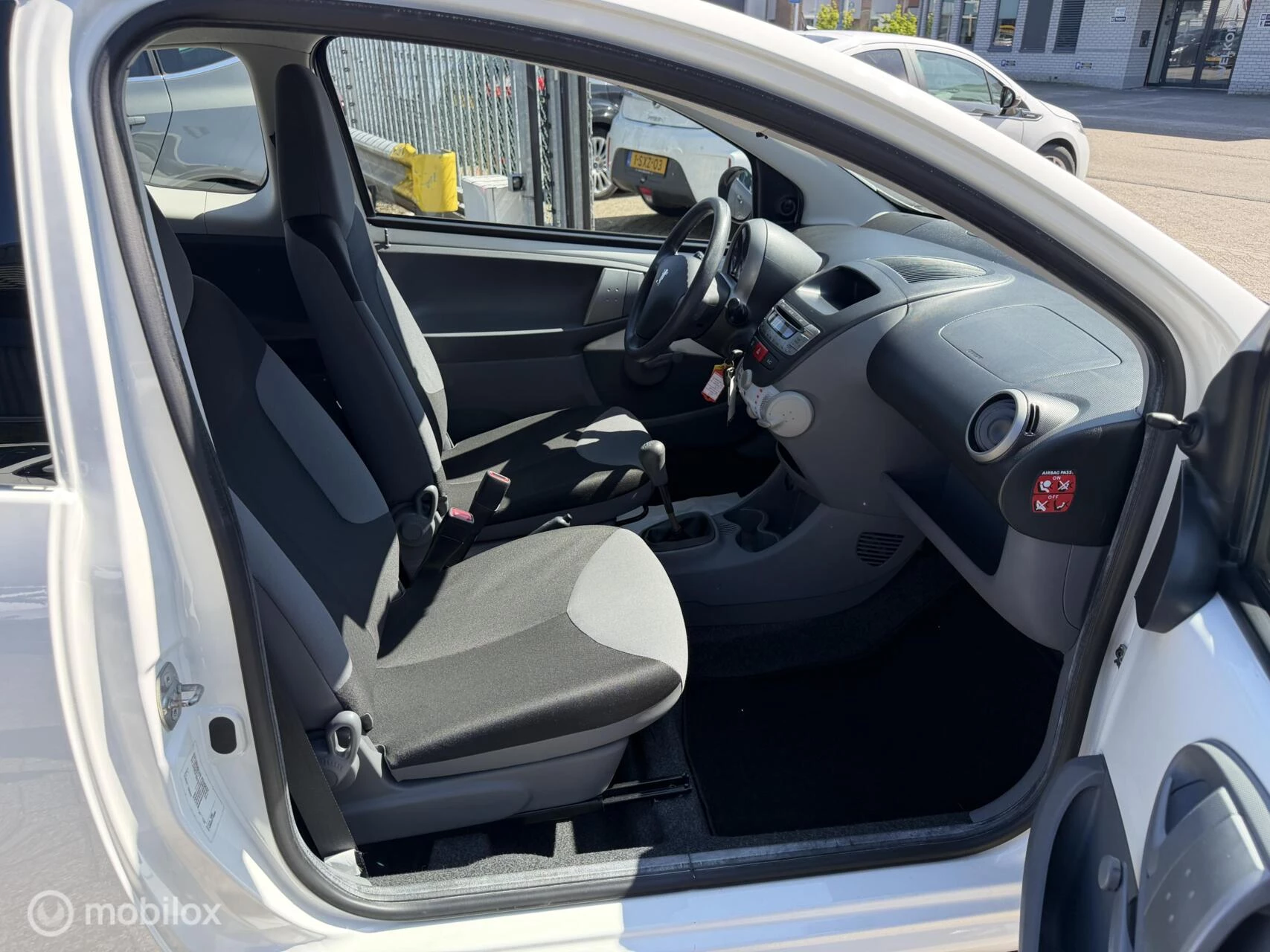 Hoofdafbeelding Peugeot 107