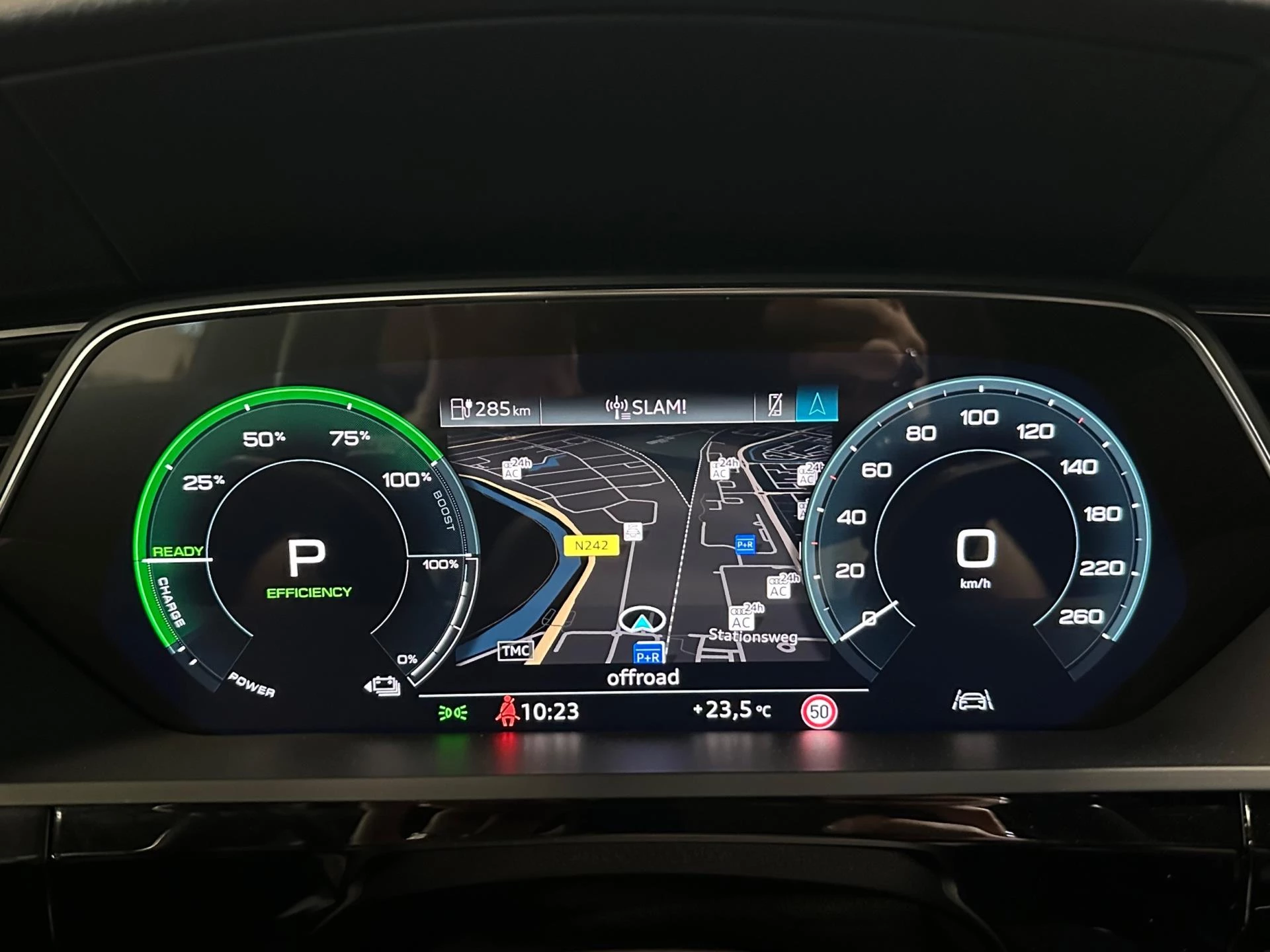Hoofdafbeelding Audi e-tron
