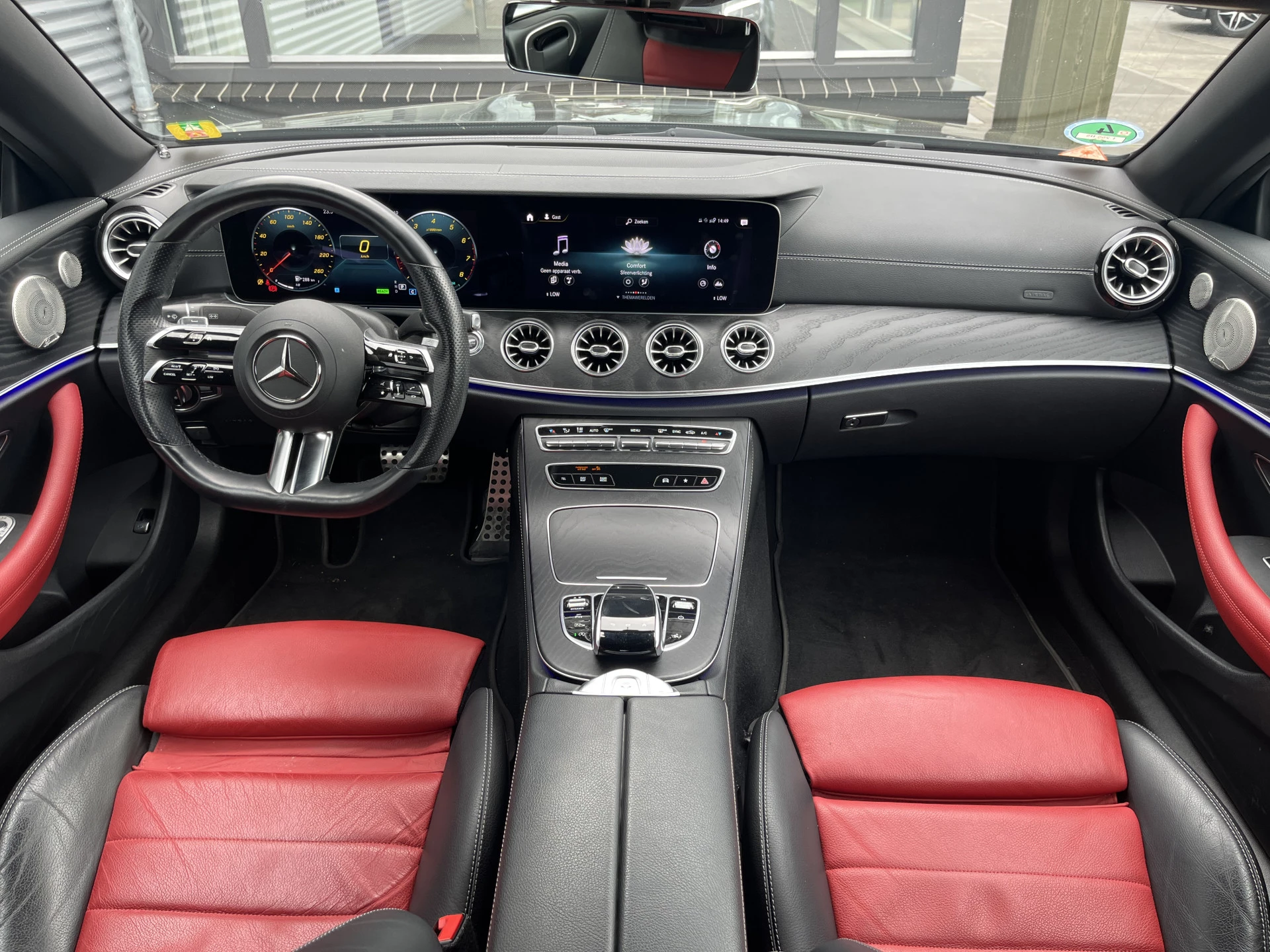 Hoofdafbeelding Mercedes-Benz E-Klasse