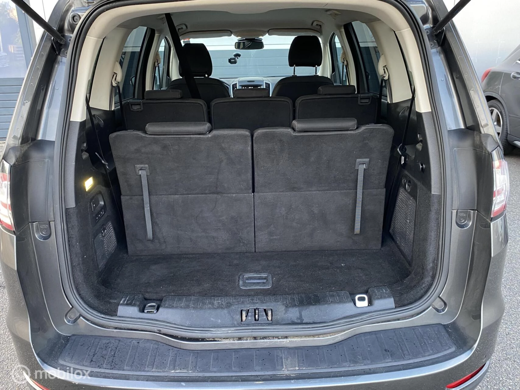 Hoofdafbeelding Ford Galaxy