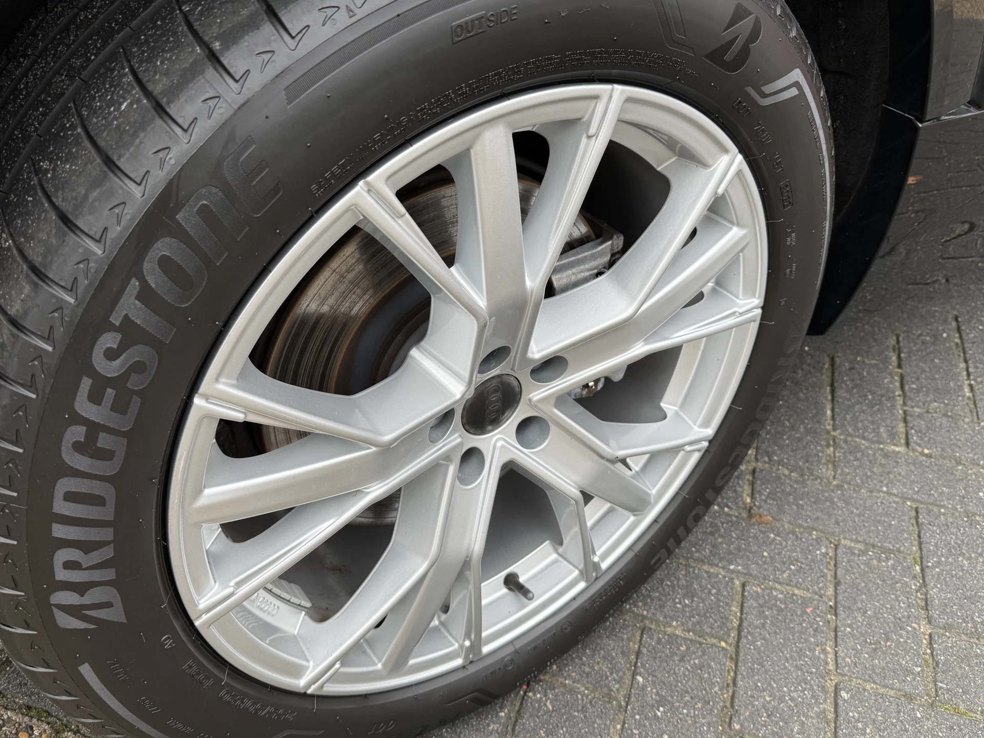 Hoofdafbeelding Audi e-tron