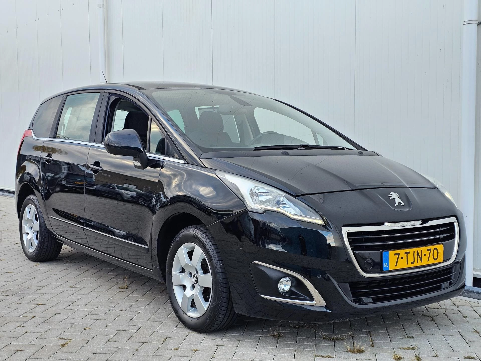 Hoofdafbeelding Peugeot 5008