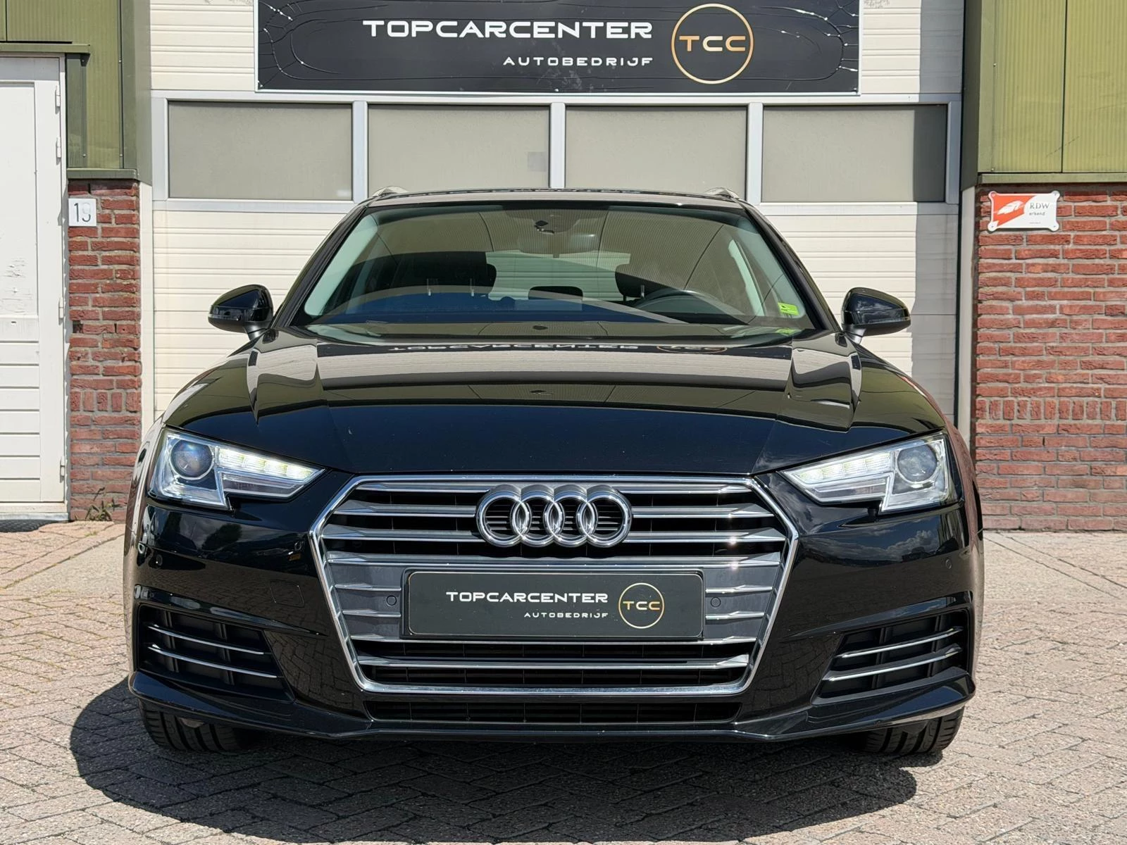 Hoofdafbeelding Audi A4
