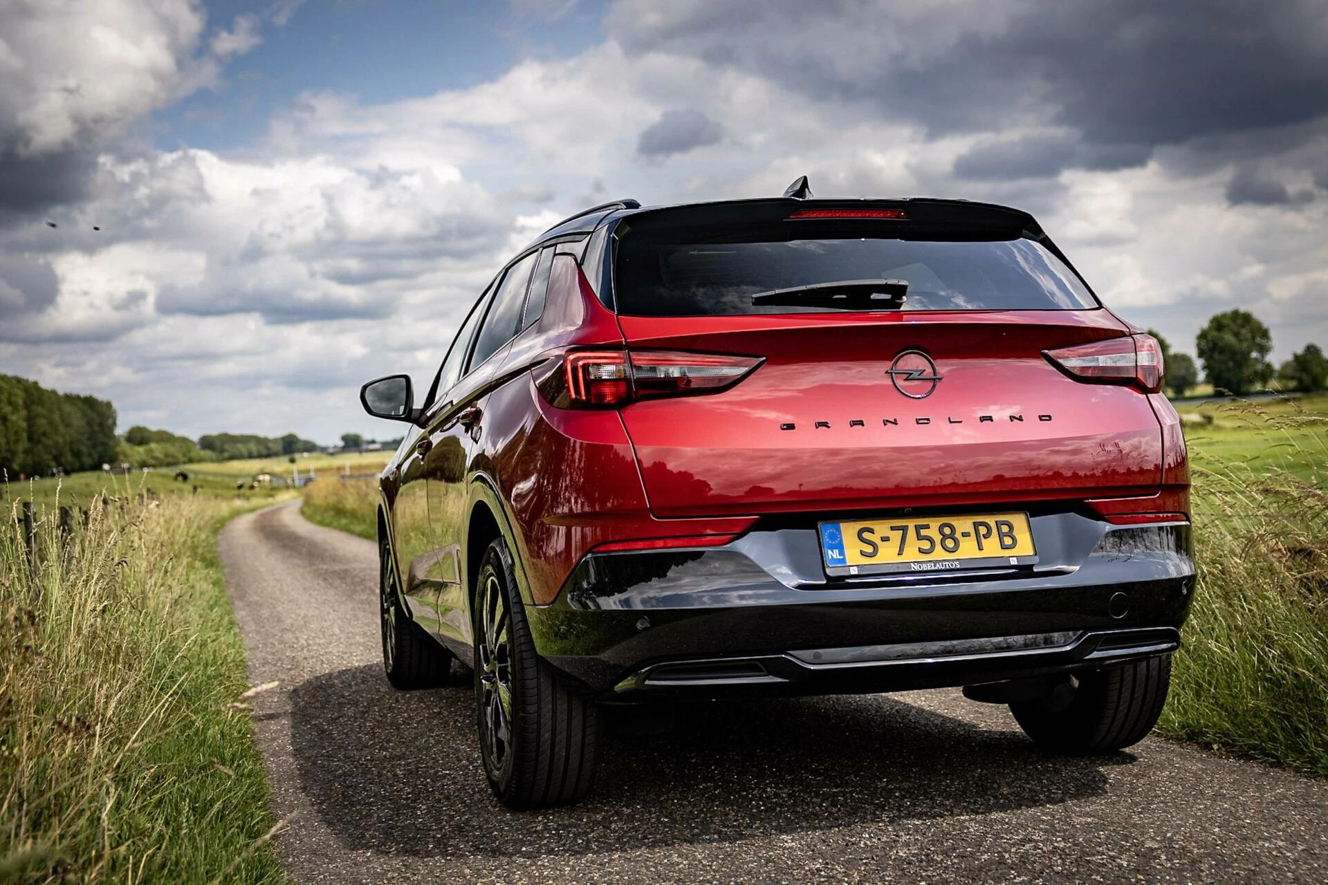 Hoofdafbeelding Opel Grandland