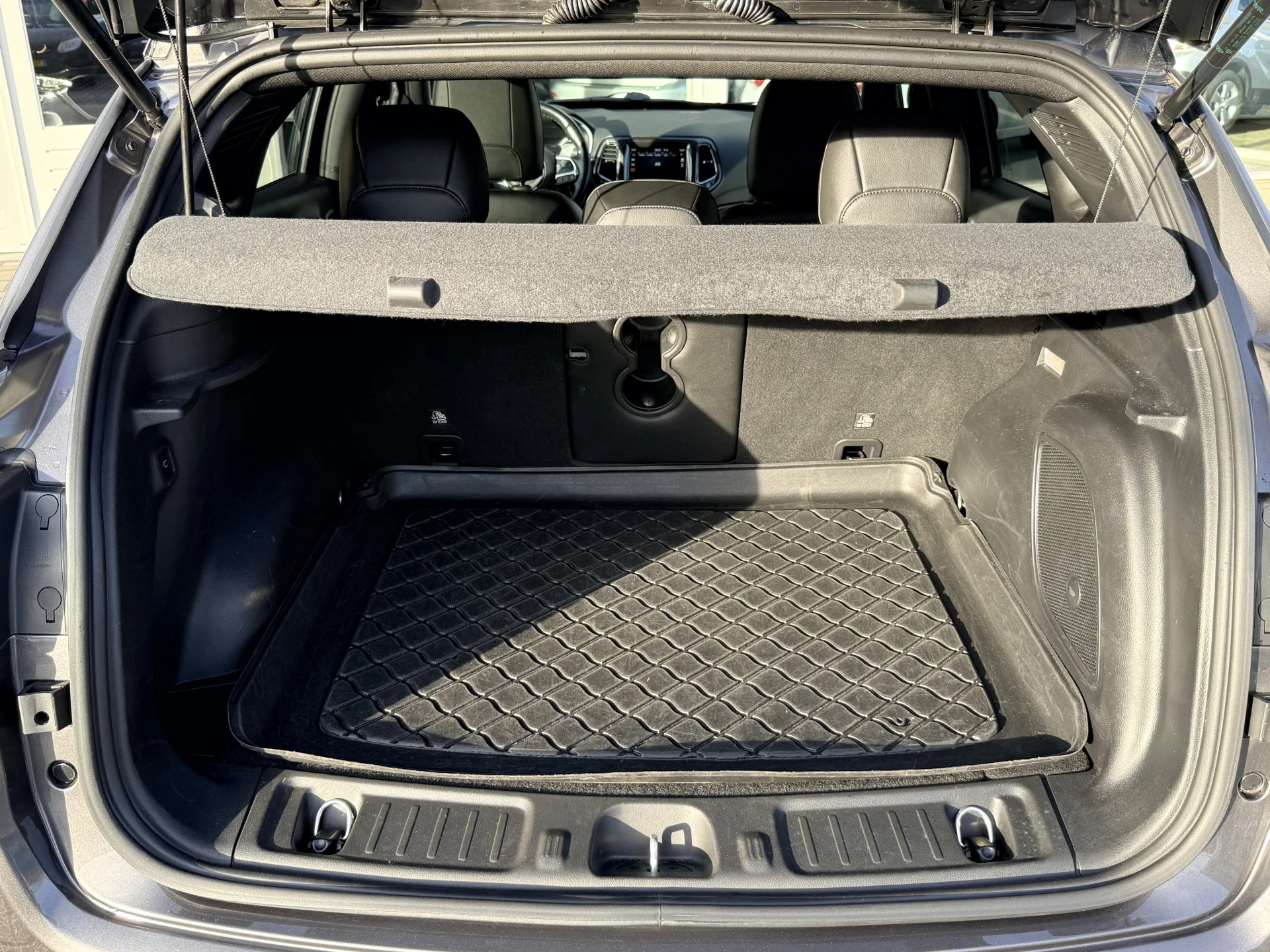 Hoofdafbeelding Jeep Compass