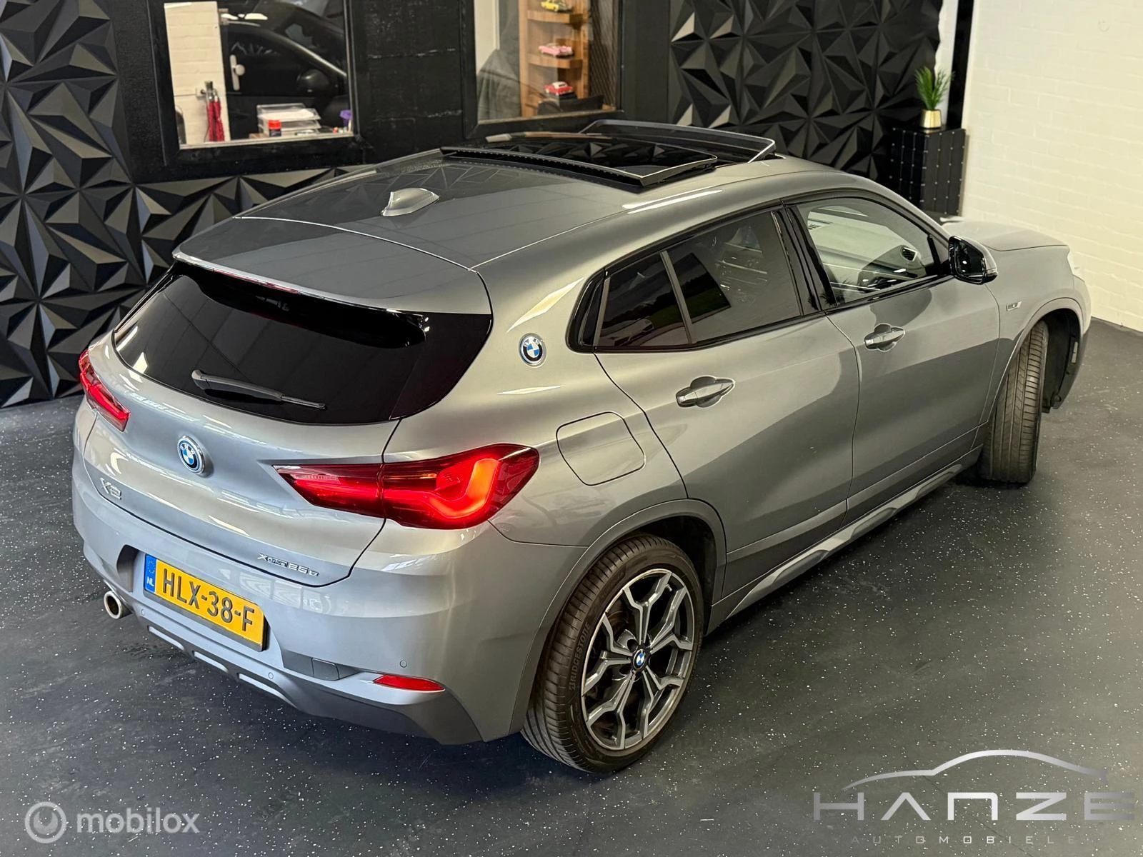 Hoofdafbeelding BMW X2