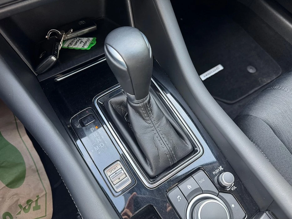 Hoofdafbeelding Mazda 6