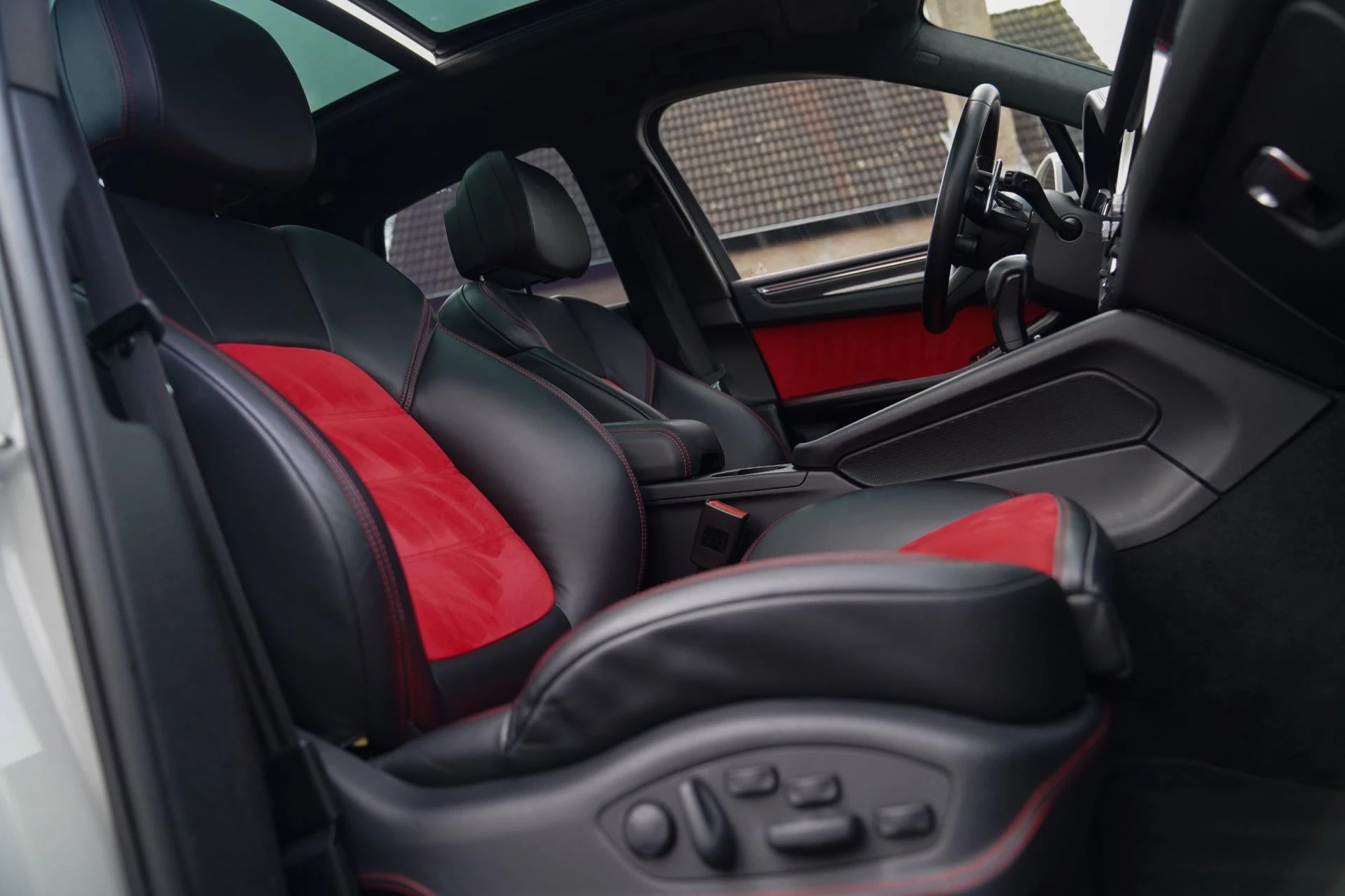 Hoofdafbeelding Porsche Macan
