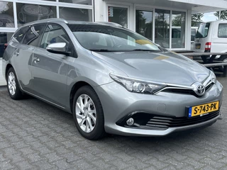Hoofdafbeelding Toyota Auris Toyota Auris Touring Sports 1.2T Energy Plus Automaat Climate control Cruise control Trekhaak