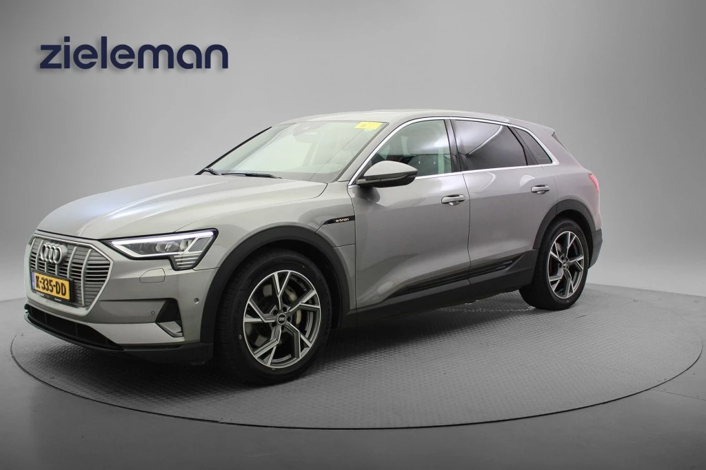 Hoofdafbeelding Audi e-tron