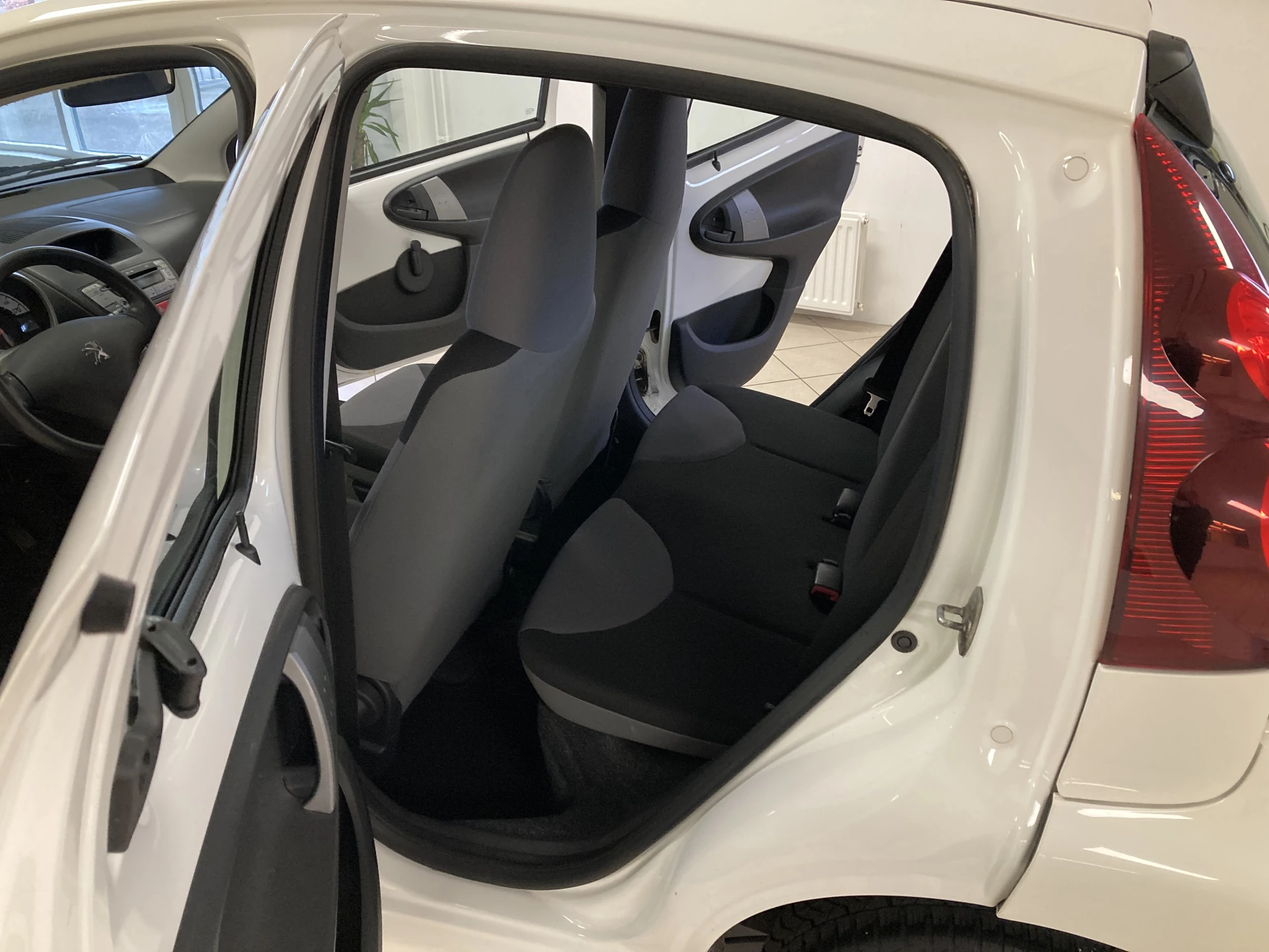 Hoofdafbeelding Peugeot 107