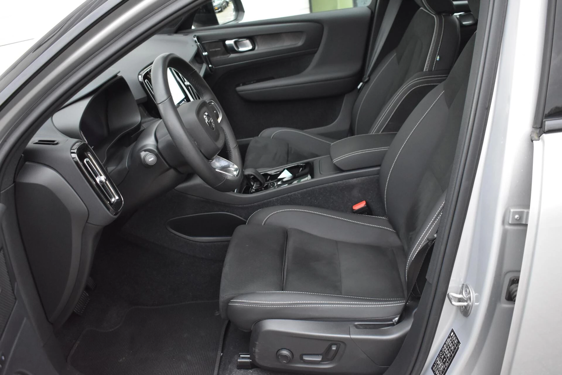 Hoofdafbeelding Volvo C40