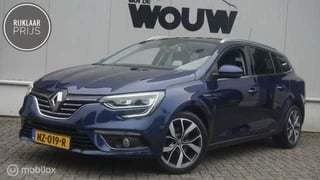 Renault Megane Estate 1.2 TCe Bose 132pk Trekhaak 1700kg | All weather banden